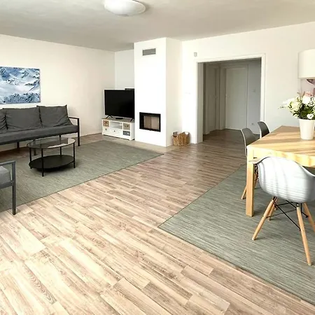 House 2 Кошице